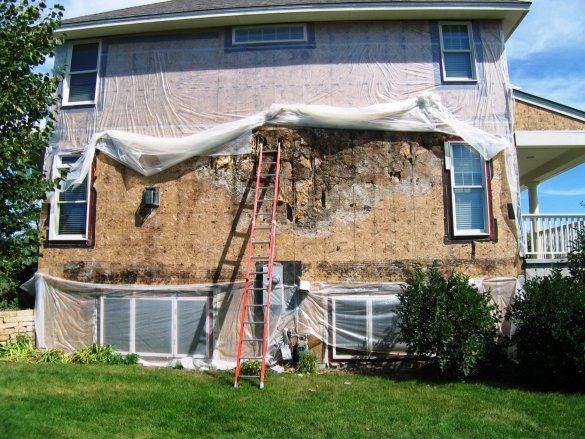 Atsižvelgiant į sieninį karkasinis namas po išmontavimo atšaka. Minesota, Jungtinės Amerikos Valstijos.