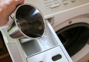 Kodėl įdėti kavos, ledų ir skalauti į skalbimo mašiną?