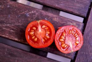 Kaip išsirinkti pomidorų sėklas protingai