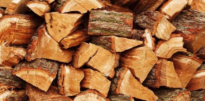 Ąžuolo mediena paprastai yra brangesni nei visi kiti