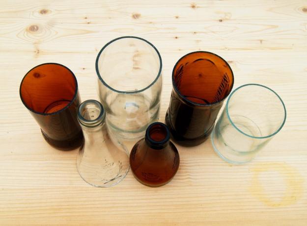 Kaip iškirpti stiklo butelį namuose